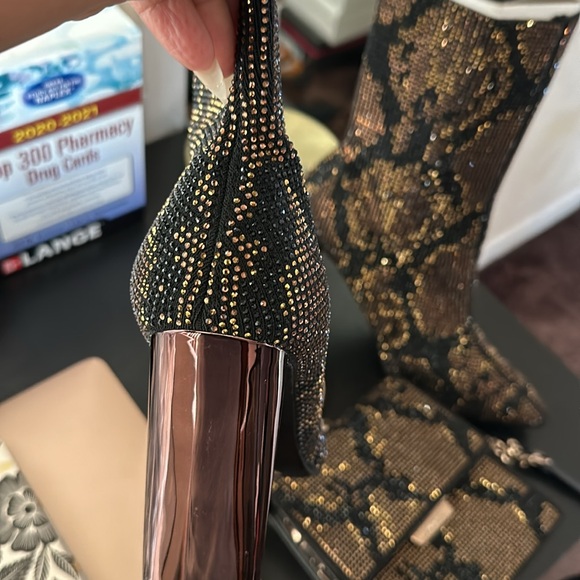 Boots with matching bag. Worn only once. - Picture 2 of 2